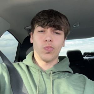 Meet your Posher, Chase